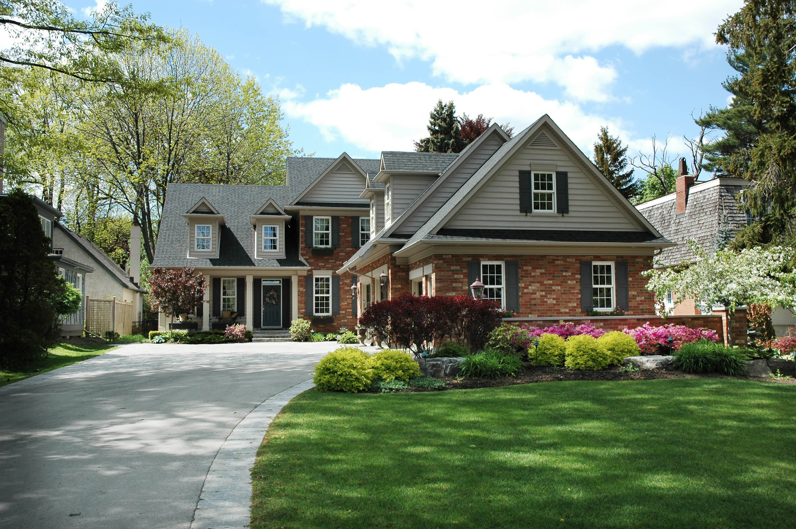 Cheshire, CT Lawn and Landscape Services